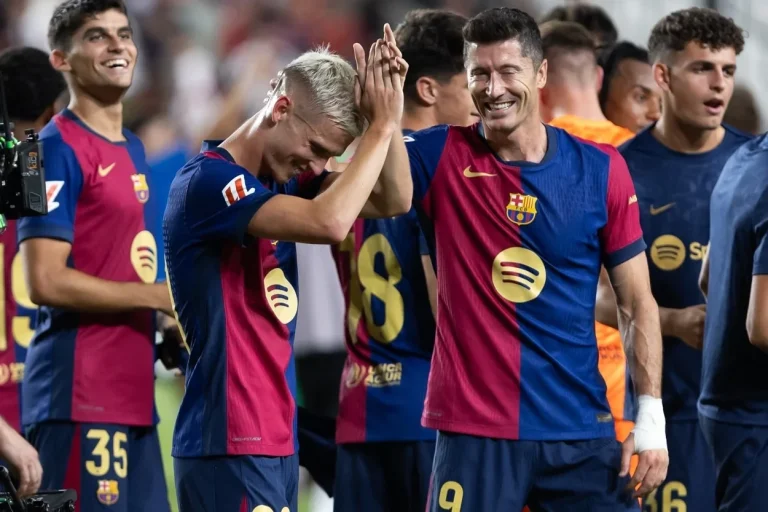 FC Barcelona Dani Olmo i Robert Lewandowski