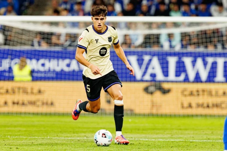 FC Barcelona - Pau Cubarsi 2