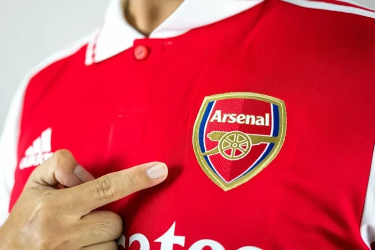Arsenal - logo 3 (koszulka)