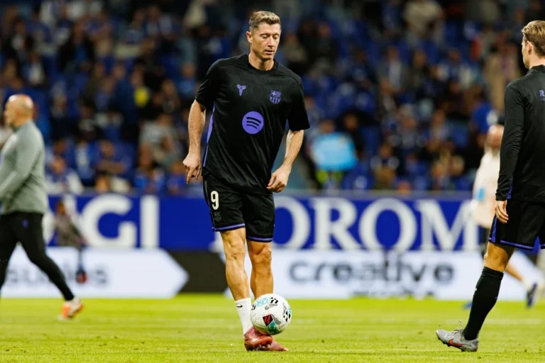 FC Barcelona - Robert Lewandowski 5